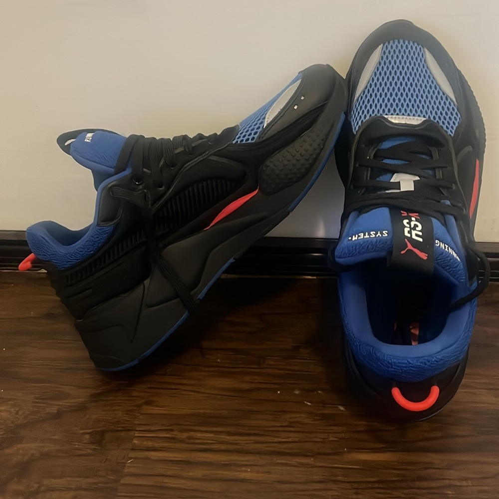 Puma running shoe - Picture 2 of 5